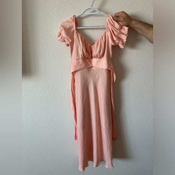 Petal and Pup New with Tags Midi Dress - Picture 1 of 3